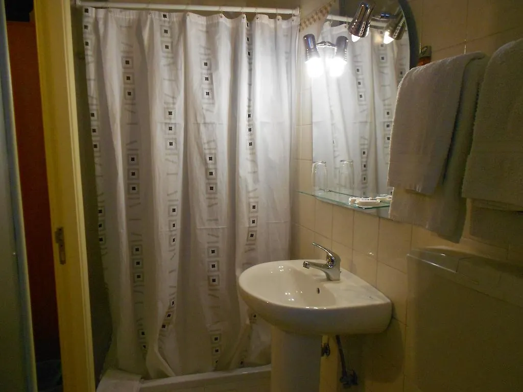 בית הארחה ליסבון 	Residencia Nova Avenida פורטוגל